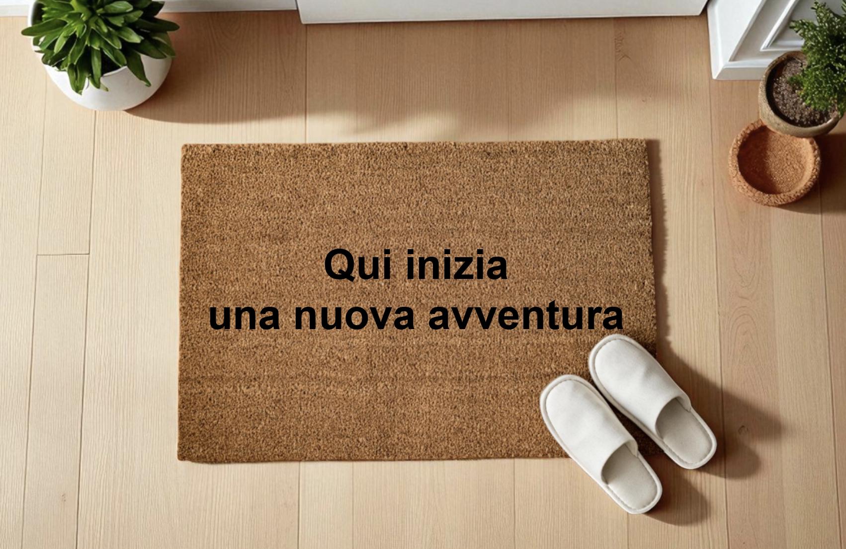 Qui inizia una nuova avventura Zerbino Personalizzato in Fibra di Cocco – Incisione Laser – Welcome Mat Ingresso Casa – Regalo Nuova Casa